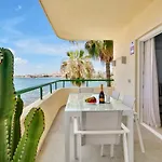 Appartement Casa Marinita, Floor, Direct Access To The Seafront *