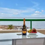 Appartement Casa Marinita, Floor, Direct Access To The Seafront *