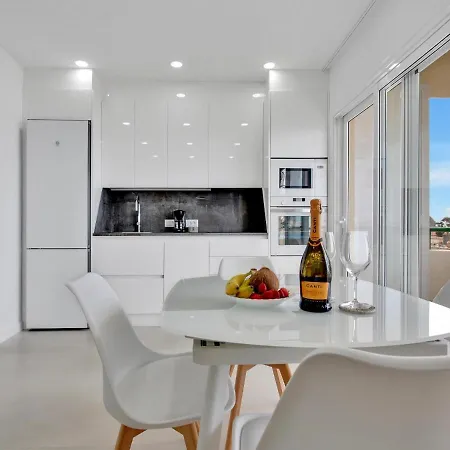 Casa Marinita, Floor, Direct Access To The Seafront Апартаменты
