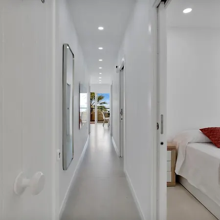Casa Marinita, Floor, Direct Access To The Seafront Διαμέρισμα *